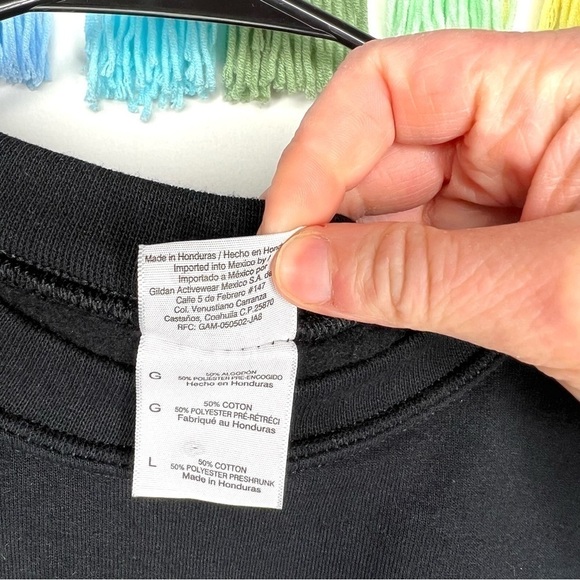 Oregon Holidays Santa Sleigh Mountain Cozy Pullover Crewneck Sweatshirt Large - Picture 7 of 12